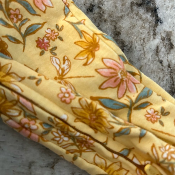 Pair of Carter 9mo Zipper Pajamas - Picture 2 of 4